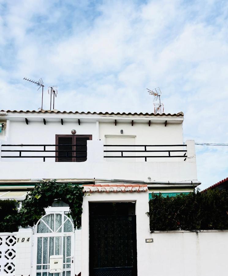 Apartament Sunny Bungalow Near The Sea And Petanque Field Torrevieja Zewnętrze zdjęcie